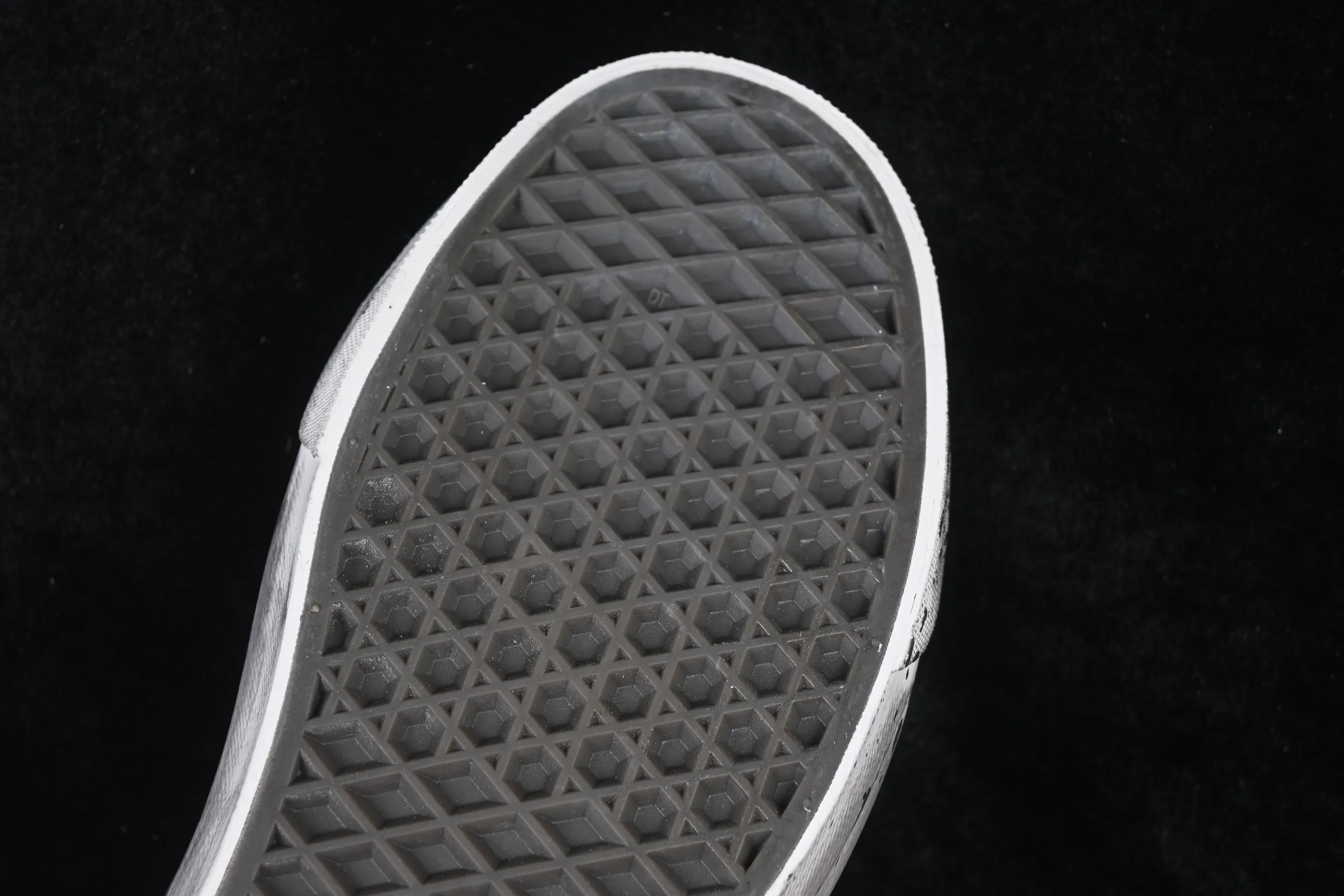 All categories Vans Vans series Vans Low Vans low-top Vans Authentic 44 Vans high-end branch low-top casual skateboard shoes VN000DB824O